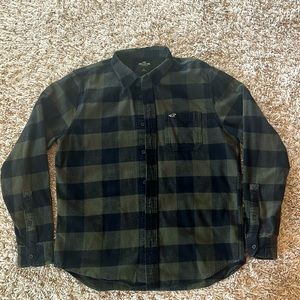 Hollister California Black and Green Flannel